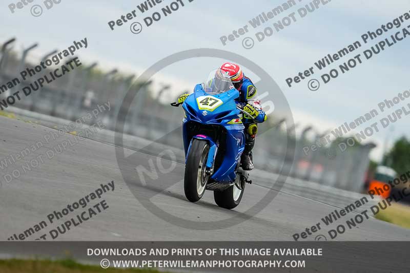 donington no limits trackday;donington park photographs;donington trackday photographs;no limits trackdays;peter wileman photography;trackday digital images;trackday photos